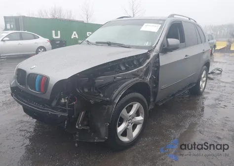 2009 BMW X5 xDrive30I z USA, uszkodzony, nr VIN 5UXFE43549L260938